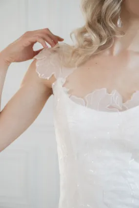 CHLOE Unique Flowy Wedding Dress