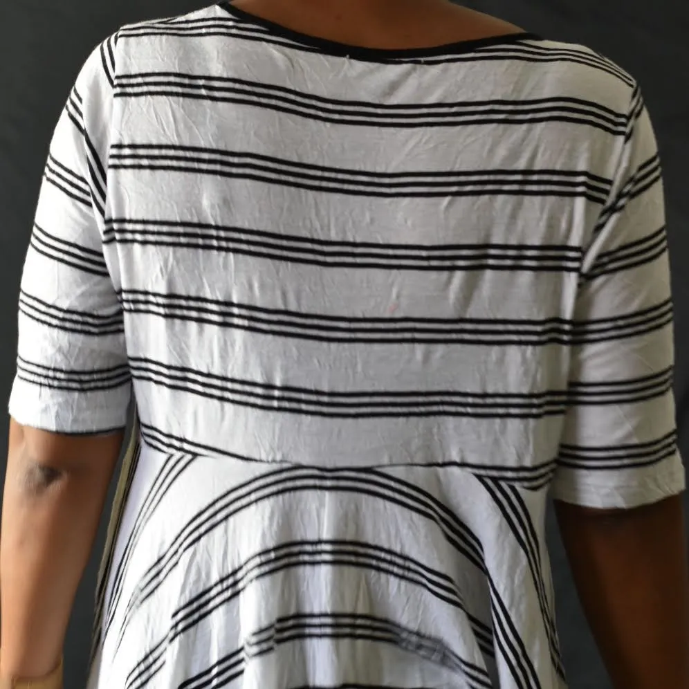 Comfy USA Shirley Tunic Top Size Small