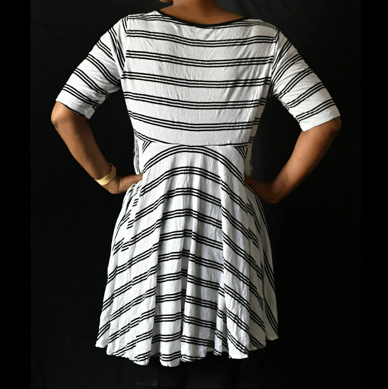 Comfy USA Shirley Tunic Top Size Small