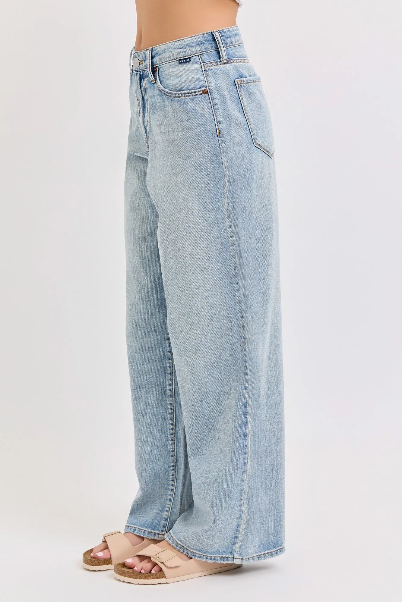 Lightweight Mid Rise Wide Leg Jeans