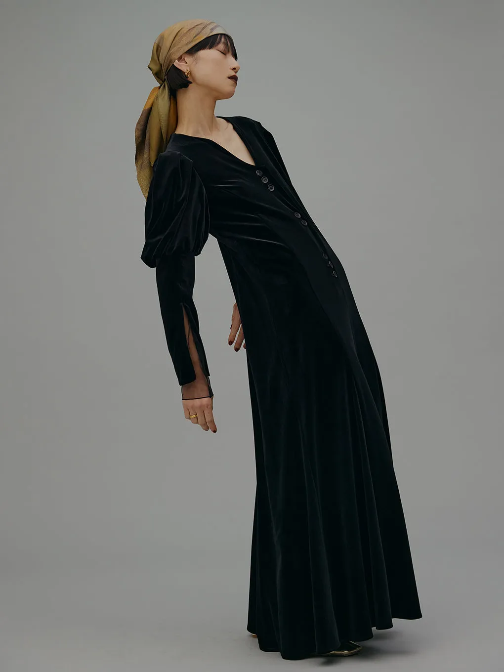 VELOUR PUFF SLEEVE DRESS