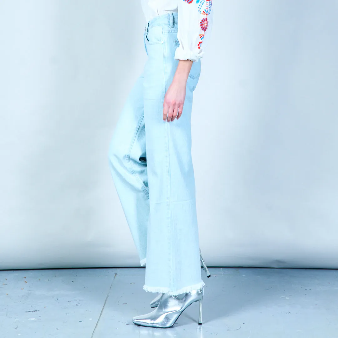 Wide-leg frayed hem denim jeans wholesale